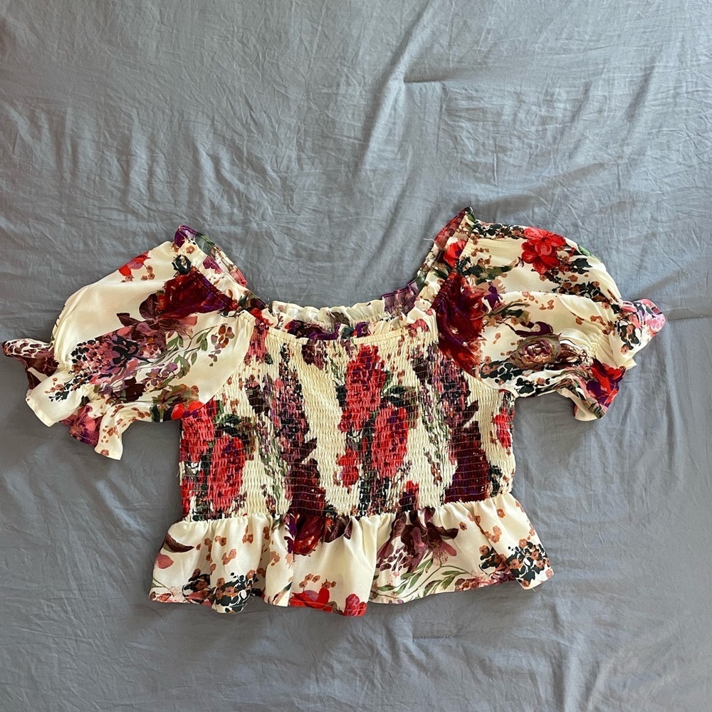ANDREE Floral Smocked Blouse with Puff Sleeves flirty boho cottage babydoll - Picture 6 of 6